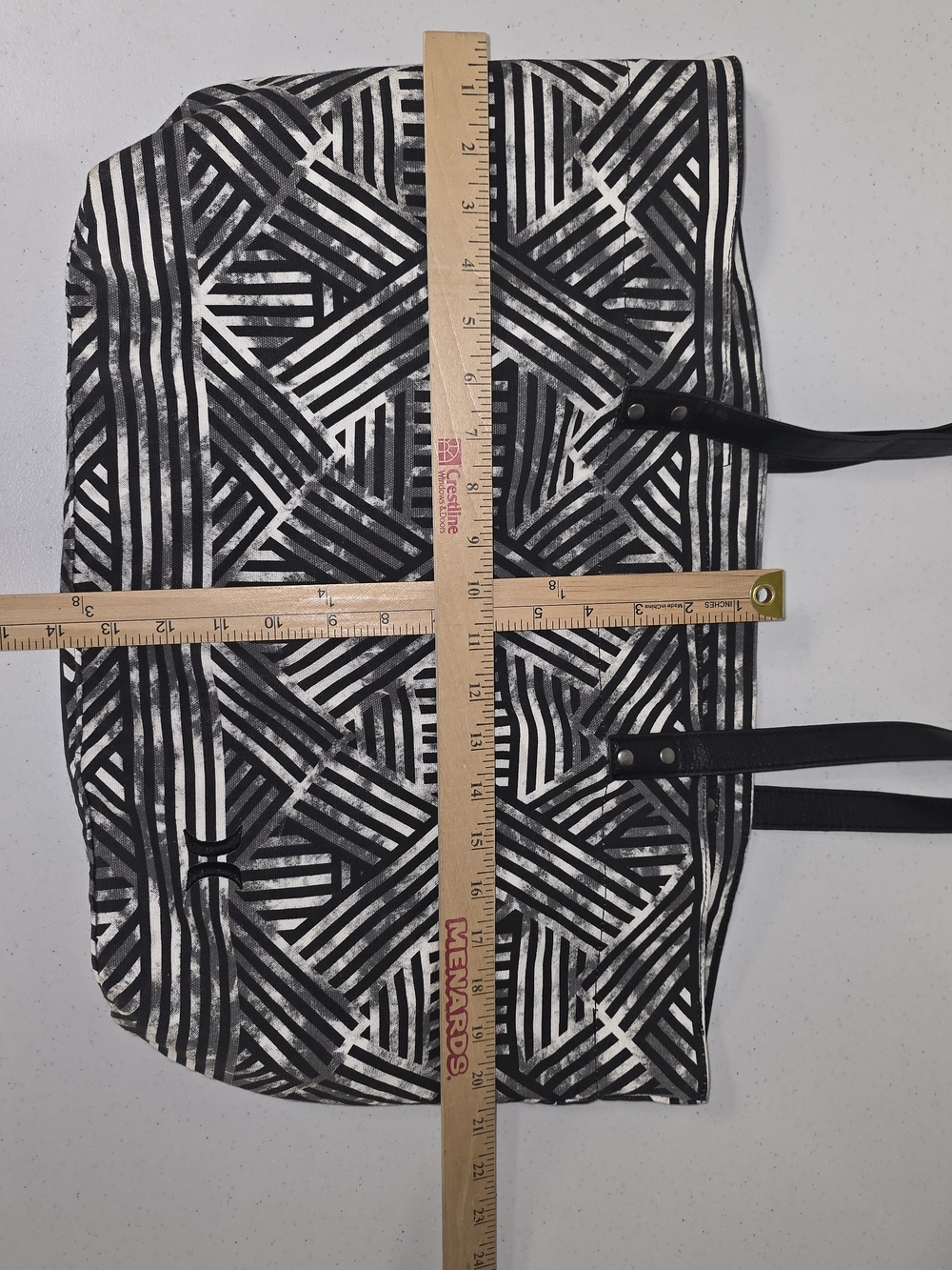 Hurley Juniors Tomboy Tote Black White Geometric Shoulder Bag beach Bag Canvas - Picture 15 of 16